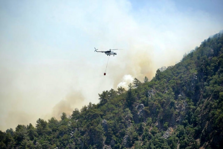 Tatil cenneti alev alev yanıyor! 14