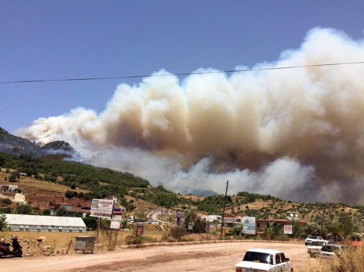 Tatil cenneti alev alev yanıyor! 15