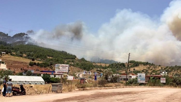 Tatil cenneti alev alev yanıyor! 22