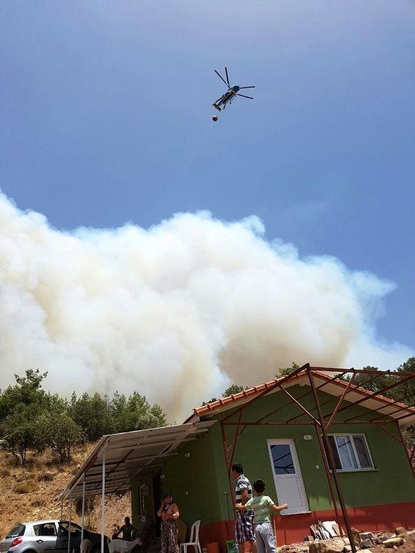 Tatil cenneti alev alev yanıyor! 26