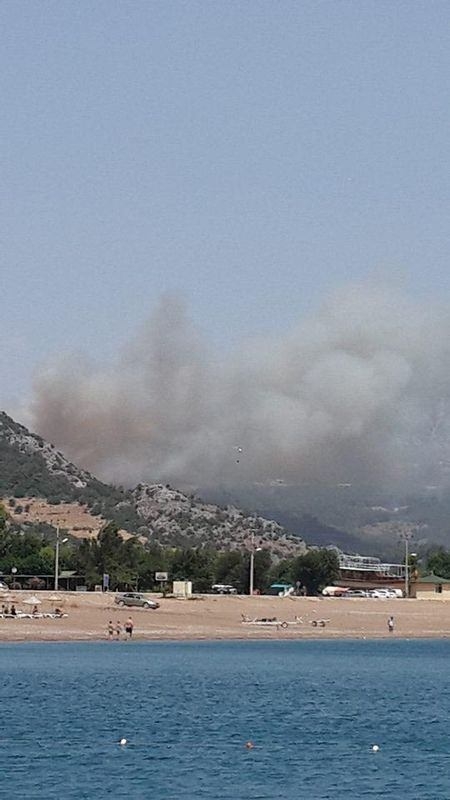 Tatil cenneti alev alev yanıyor! 34