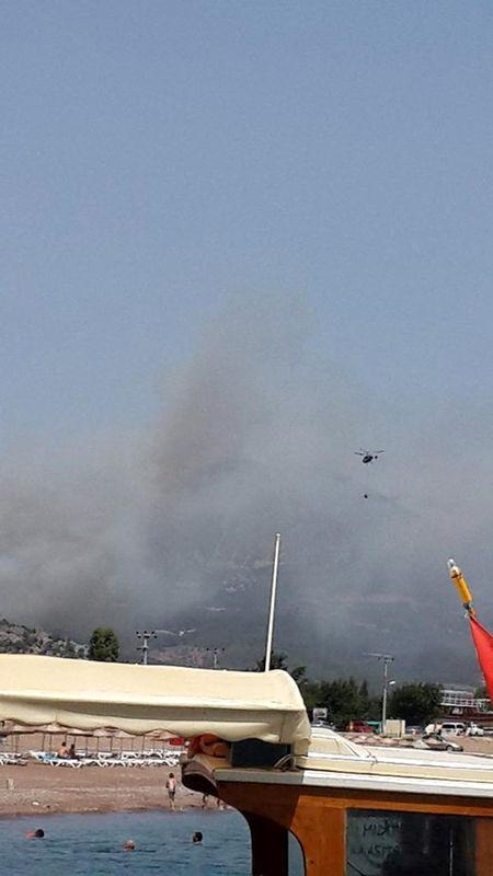 Tatil cenneti alev alev yanıyor! 35