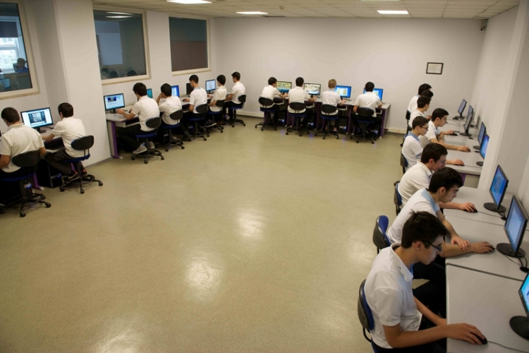 Türkiye'nin en iyi 10 İmam Hatip Lisesi 37