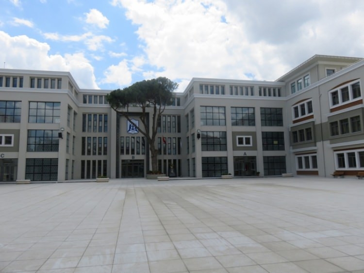 Türkiye'nin en iyi 10 İmam Hatip Lisesi 94