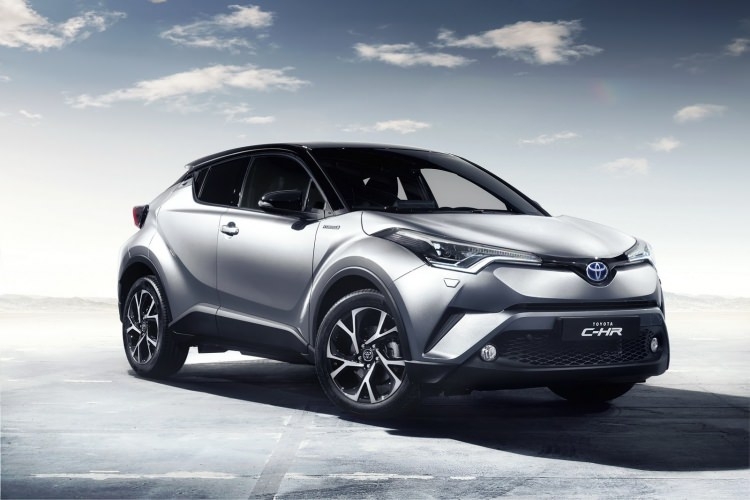 Toyota C-HR'nin iç mekanı ortaya çıktı 1