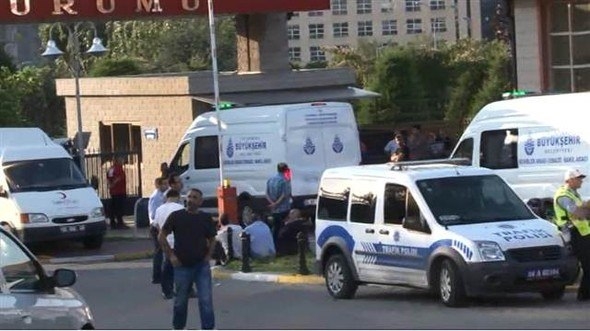 Adli tıp önünde en acı bekleyiş 7