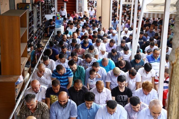 Rusya'da bayram namazı 114