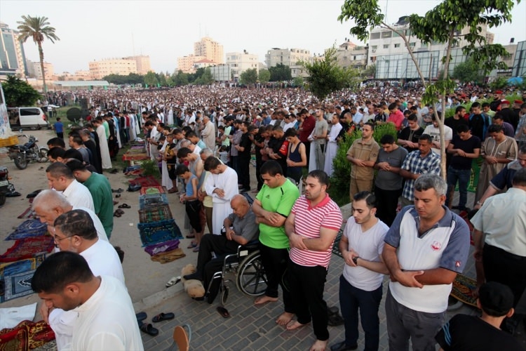 Rusya'da bayram namazı 40