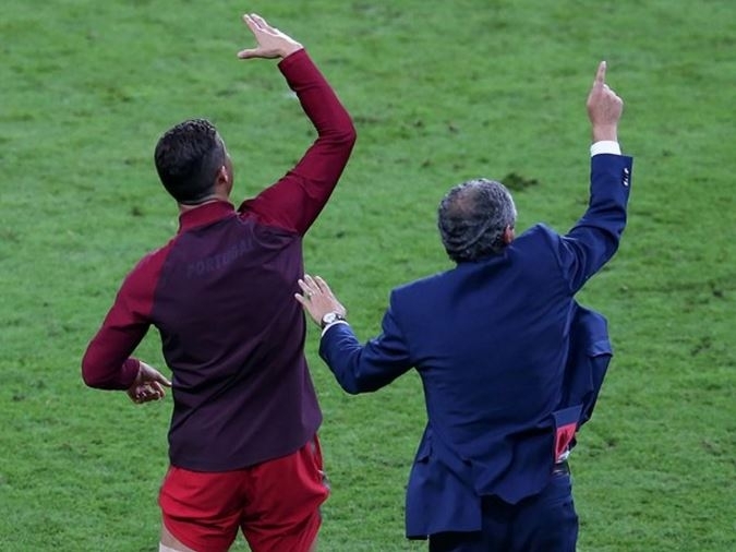 Dünya Ronaldo'nun bu hareketlerini konuşuyor! 6