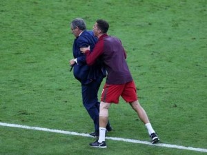 Dünya Ronaldo'nun bu hareketlerini konuşuyor!