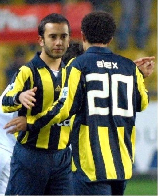 Liverpool'un Türk yıldızı köy kahvesinde! 47