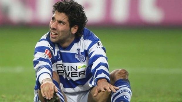 Liverpool'un Türk yıldızı köy kahvesinde! 48