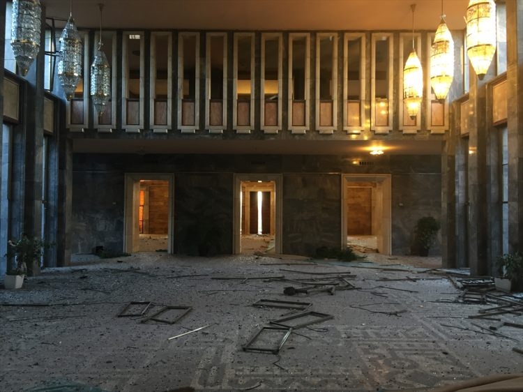 TBMM'ye bomba yağdırdılar! Bakın ne hale geldi! 10