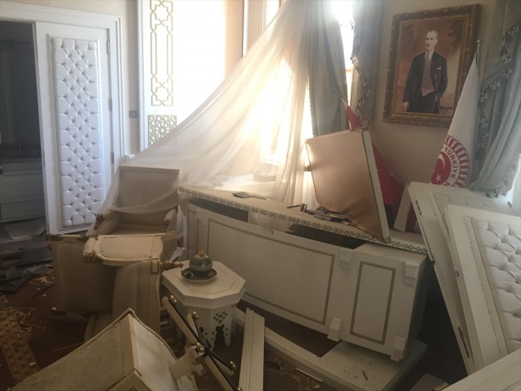 TBMM'ye bomba yağdırdılar! Bakın ne hale geldi! 9