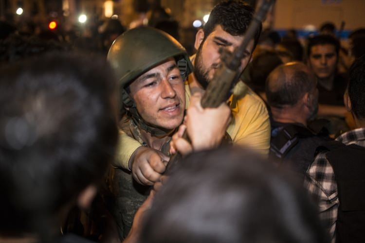 İşte tutuklanan darbeci komutanlar 100