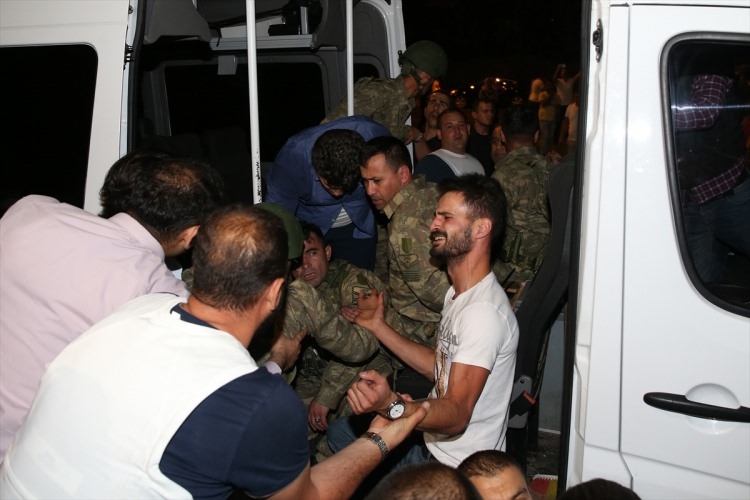 İşte tutuklanan darbeci komutanlar 53