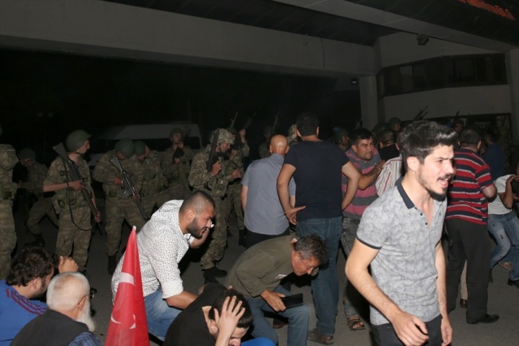 İşte tutuklanan darbeci komutanlar 82