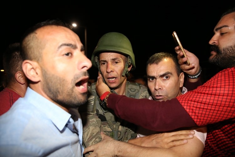 İşte tutuklanan darbeci komutanlar 83