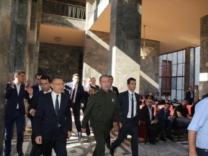 TBMM darbeye karşı tek ses!