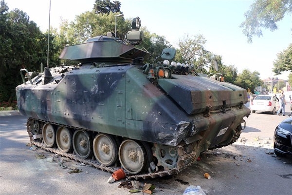 Darbe girişiminden geriye kalanlar 32