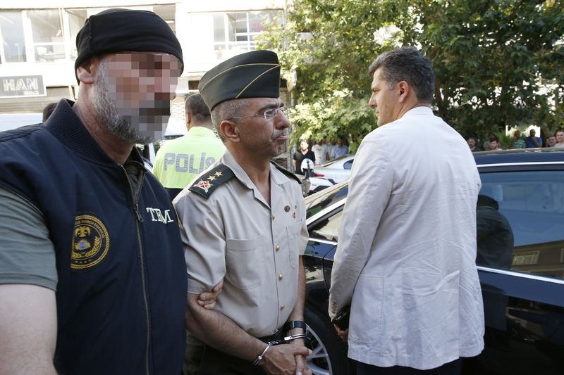 Darbeci komutanlar tek tek yakalanıyor 45