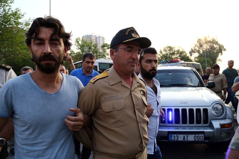 Yunanistan'a kaçan darbeciler Adliye'ye böyle geldiler 29