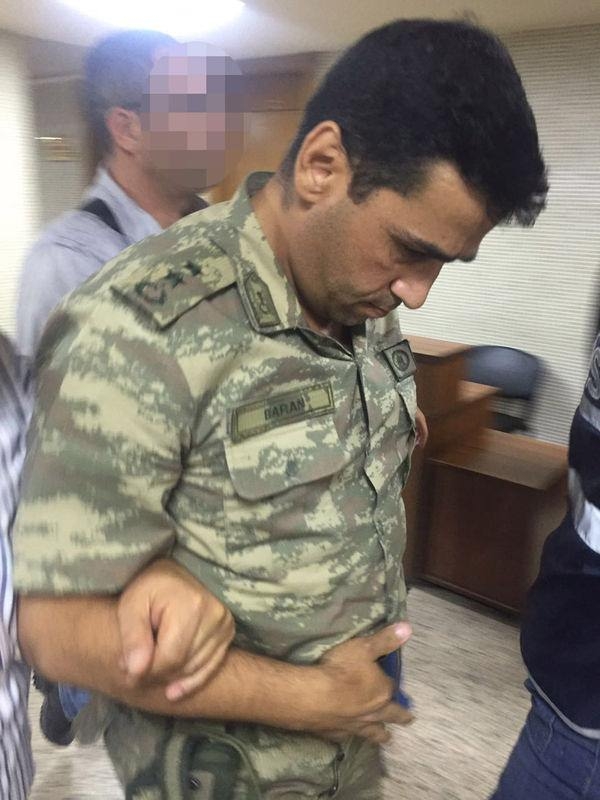 Yunanistan'a kaçan darbeciler Adliye'ye böyle geldiler 34