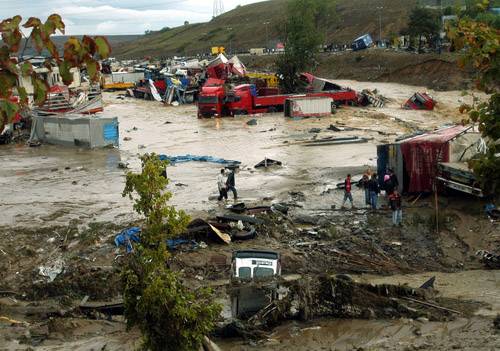 Kare kare Marmara'dan sel felaketi 7