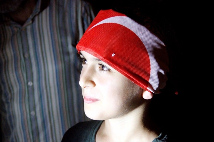 Meydanlar doldu, nöbet sabaha kadar sürdü 129