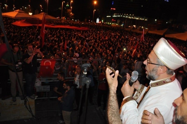 Meydanlar doldu, nöbet sabaha kadar sürdü 67