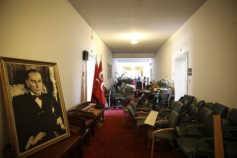 15 Temmuz darbe gecesi Meclis'te yaşananlar 30