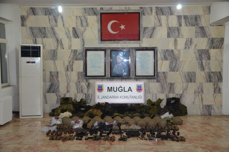 Erdoğan'ın konakladığı otele yapılan saldırının izleri 35