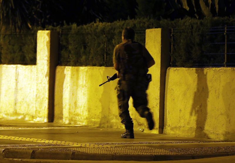 Erdoğan'ın konakladığı otele yapılan saldırının izleri 59