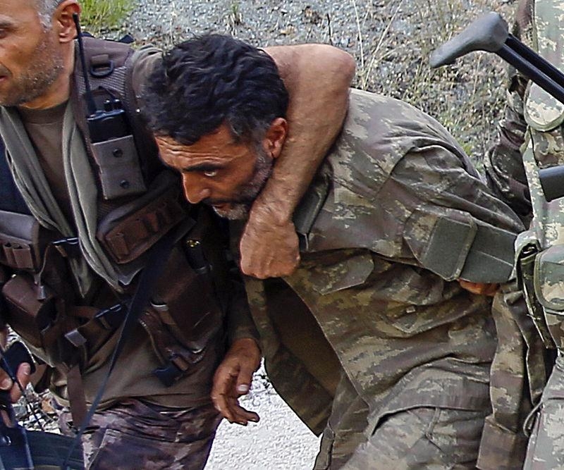 FETÖ'cü hainlerin cephaneleri ele geçirildi 23