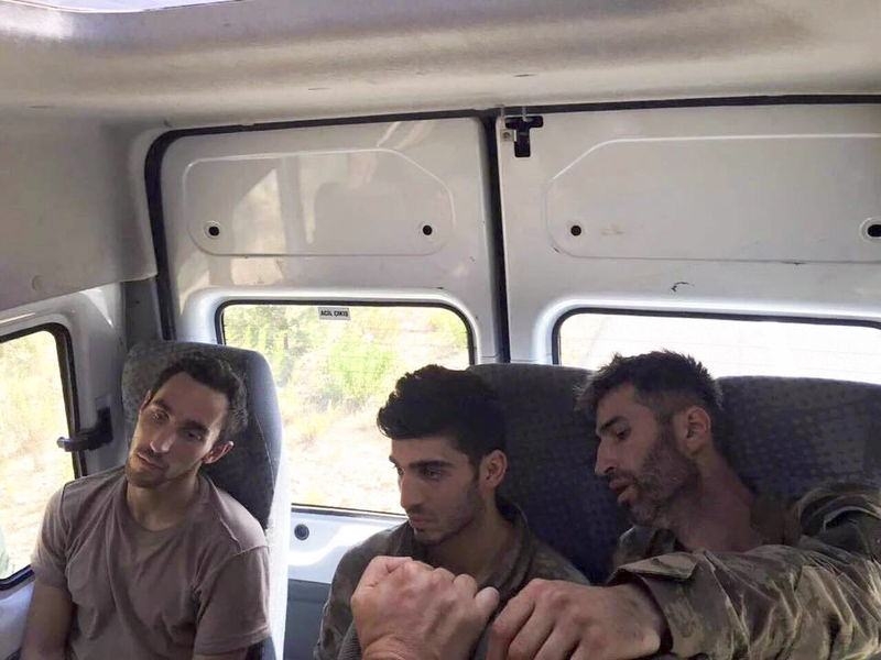 FETÖ'cü hainlerin cephaneleri ele geçirildi 32