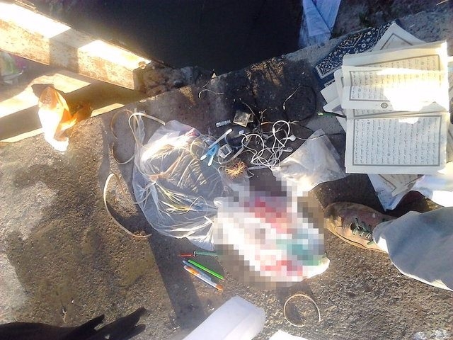 FETÖ'cü darbeciler Kur'an-ı bile yerlere atmış! 17