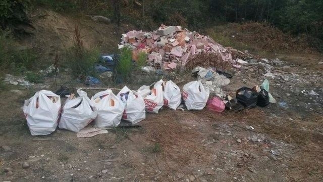 FETÖ'cü darbeciler Kur'an-ı bile yerlere atmış! 18