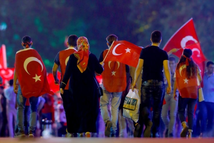 Meydanların en dikkat çeken pankartları 139