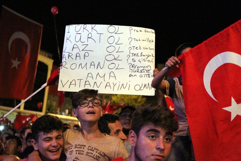 Meydanların en dikkat çeken pankartları 29