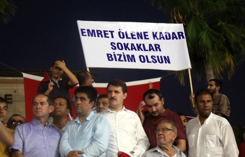 Meydanların en dikkat çeken pankartları 34