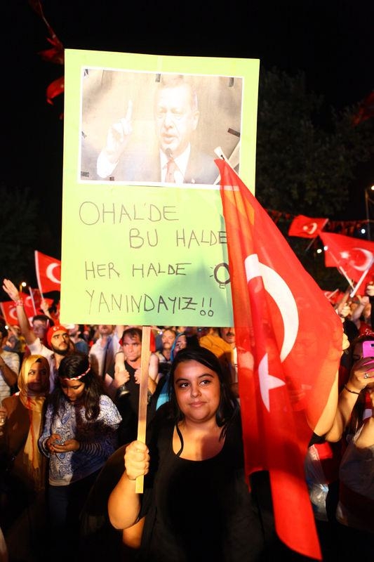 Meydanların en dikkat çeken pankartları 35