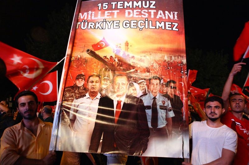 Meydanların en dikkat çeken pankartları 40