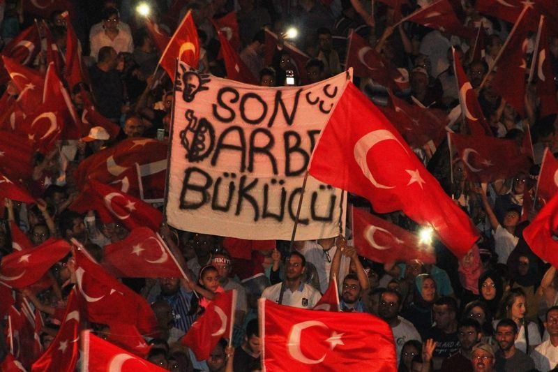 Meydanların en dikkat çeken pankartları 46