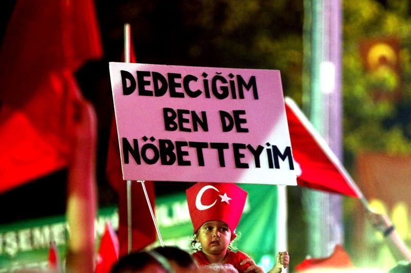 Meydanların en dikkat çeken pankartları 5