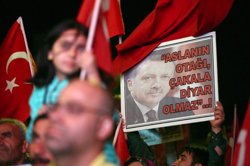 Meydanların en dikkat çeken pankartları 6