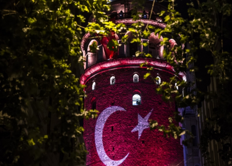 Meydanların en dikkat çeken pankartları 93