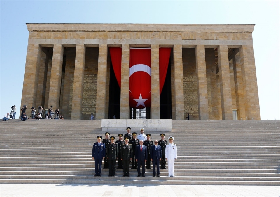 YAŞ toplantısı Çankaya'da başladı 19