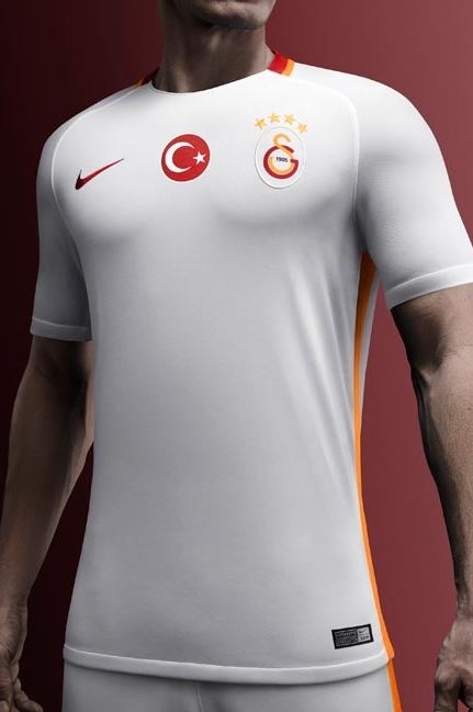 Galatasaray'ın yeni formaları tanıtıldı 12