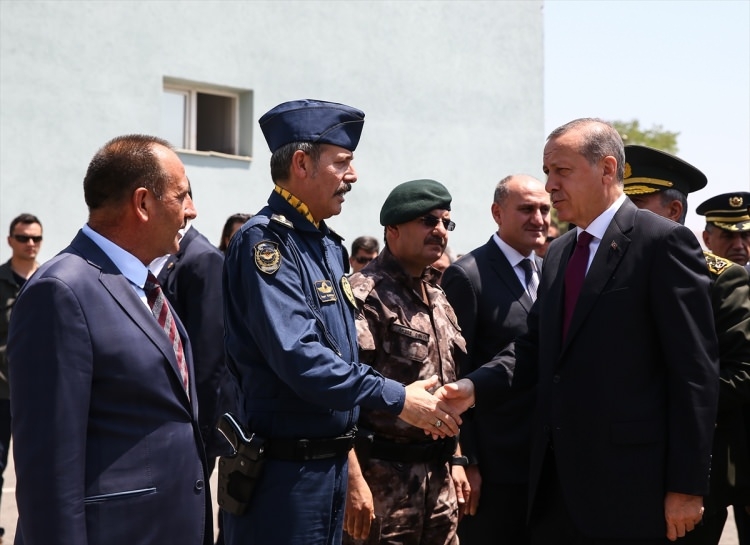Erdoğan, Özel Harekat Daire Başkanlığı'nı ziyaret etti 13