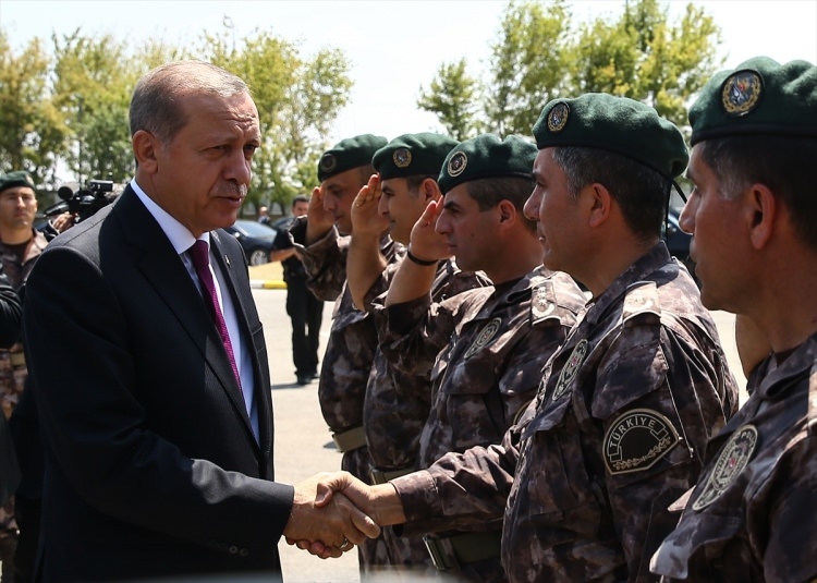 Erdoğan, Özel Harekat Daire Başkanlığı'nı ziyaret etti 16